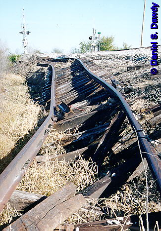 tracks (62K)